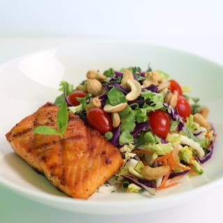 Grilled Salmon Salad